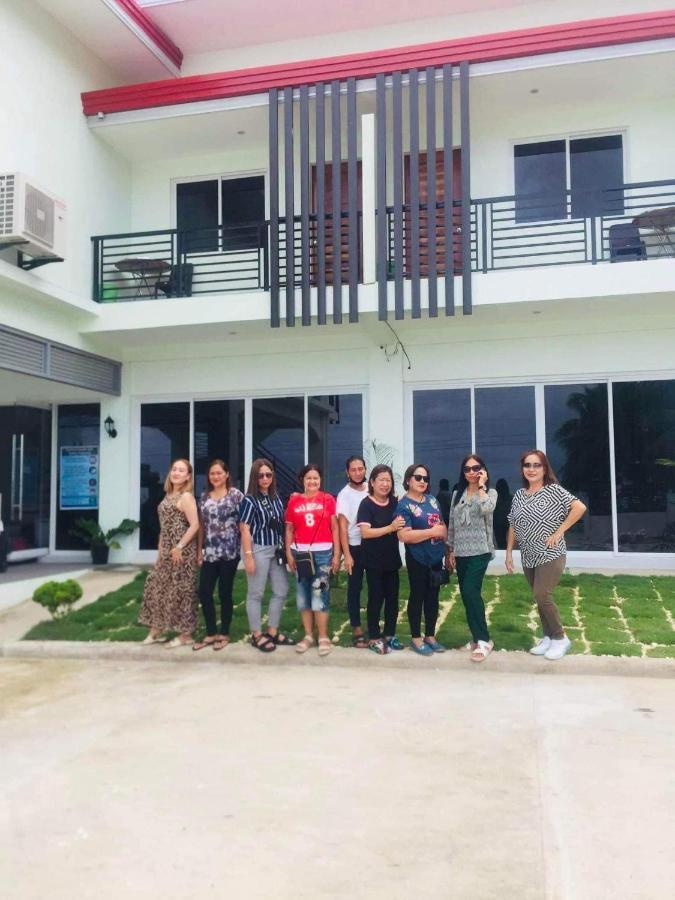 Elnora Delmar Travellers Inn Siquijor Exterior photo